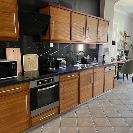 Orangehomes Panthera Luxury Apartment Budapest Ngoại thất bức ảnh