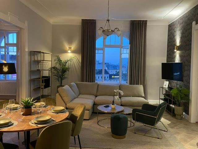 Orangehomes Panthera Luxury Apartment Budapest Ngoại thất bức ảnh