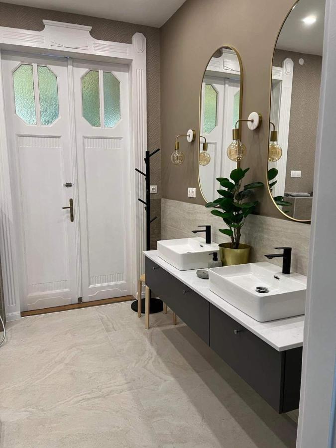 Orangehomes Panthera Luxury Apartment Budapest Ngoại thất bức ảnh