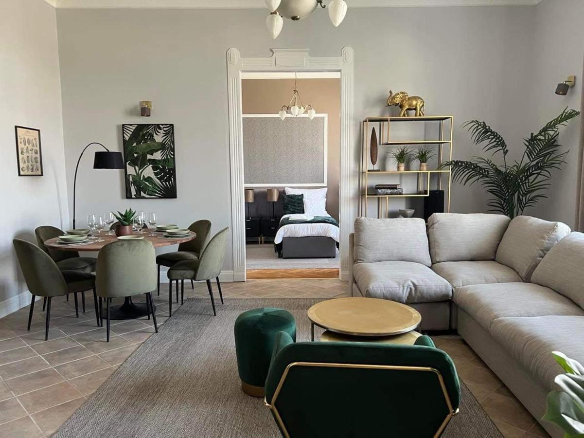 Orangehomes Panthera Luxury Apartment Budapest Ngoại thất bức ảnh