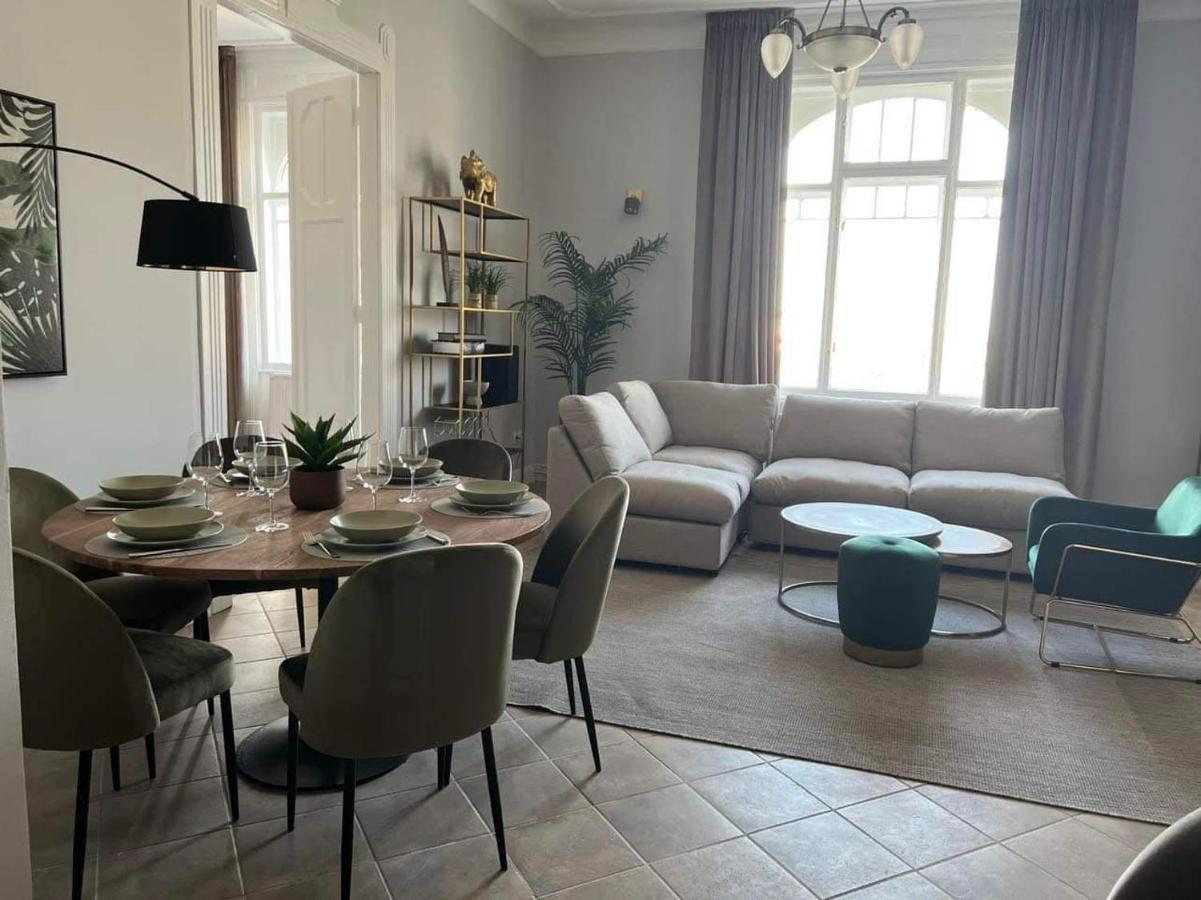 Orangehomes Panthera Luxury Apartment Budapest Ngoại thất bức ảnh